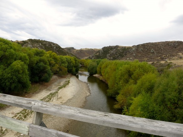 ViewUpRiverRailTrail